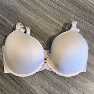 Chantelle 30DDD (same as 32DD)